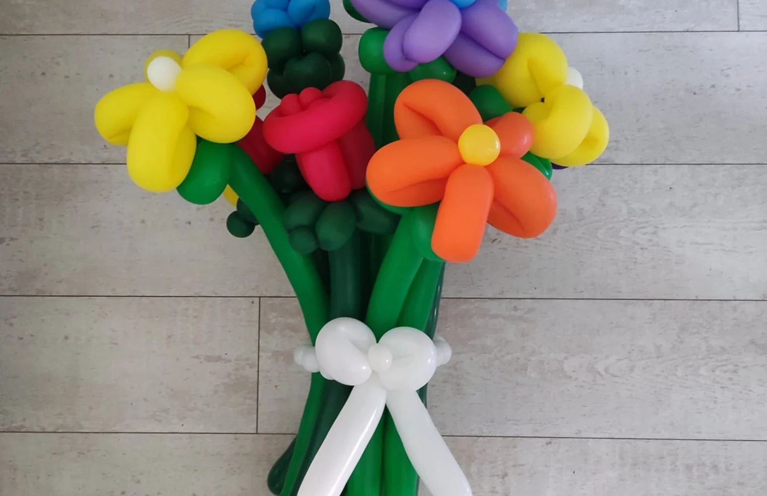 Veldboeket van ballonbloemen
